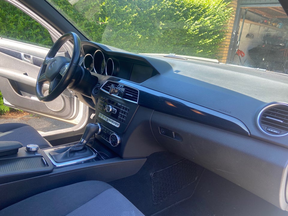 Mercedes C220 2,2 CDi stc. aut. BE 5d