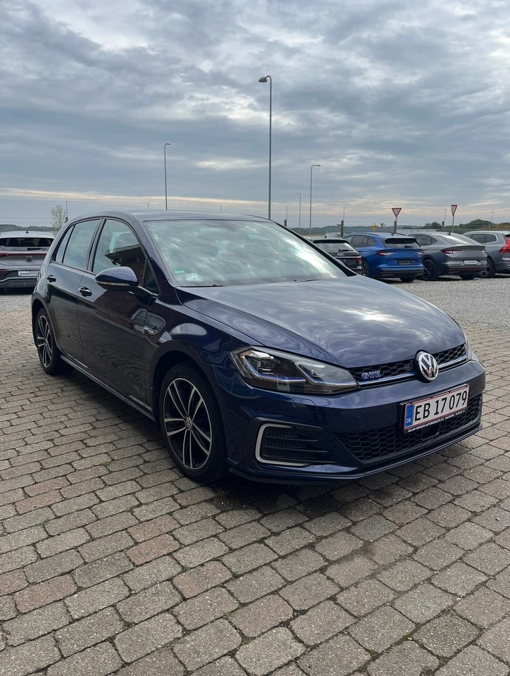 VW Golf VII 1,4 GTE DSG 5d