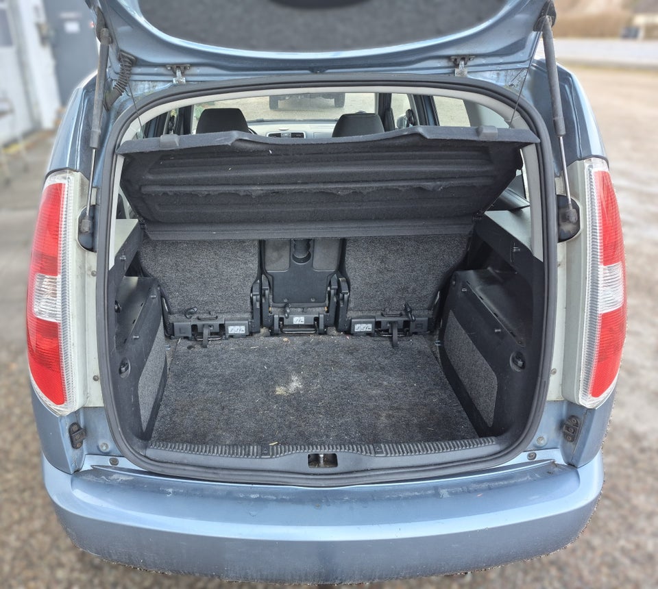 Skoda Roomster 1,4 16V Style 5d