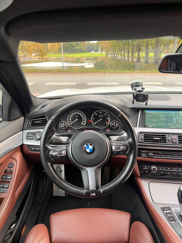 BMW 530d 3,0 Touring M-Sport aut. 5d