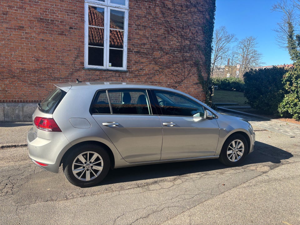 VW Golf VII 1,0 TSi 115 BlueMotion 5d