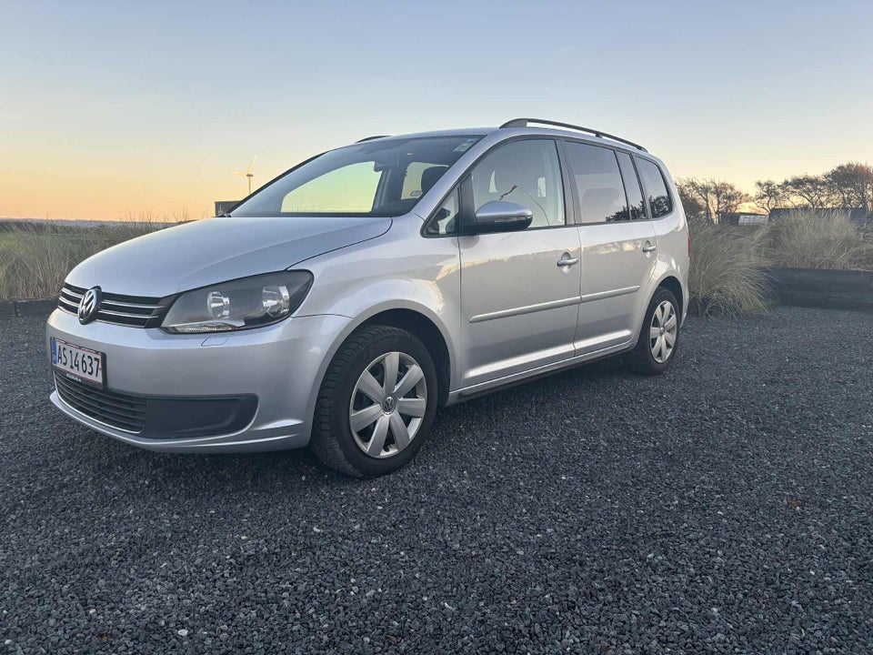 VW Touran 1,6 TDi 105 Comfortline BMT 7prs 5d