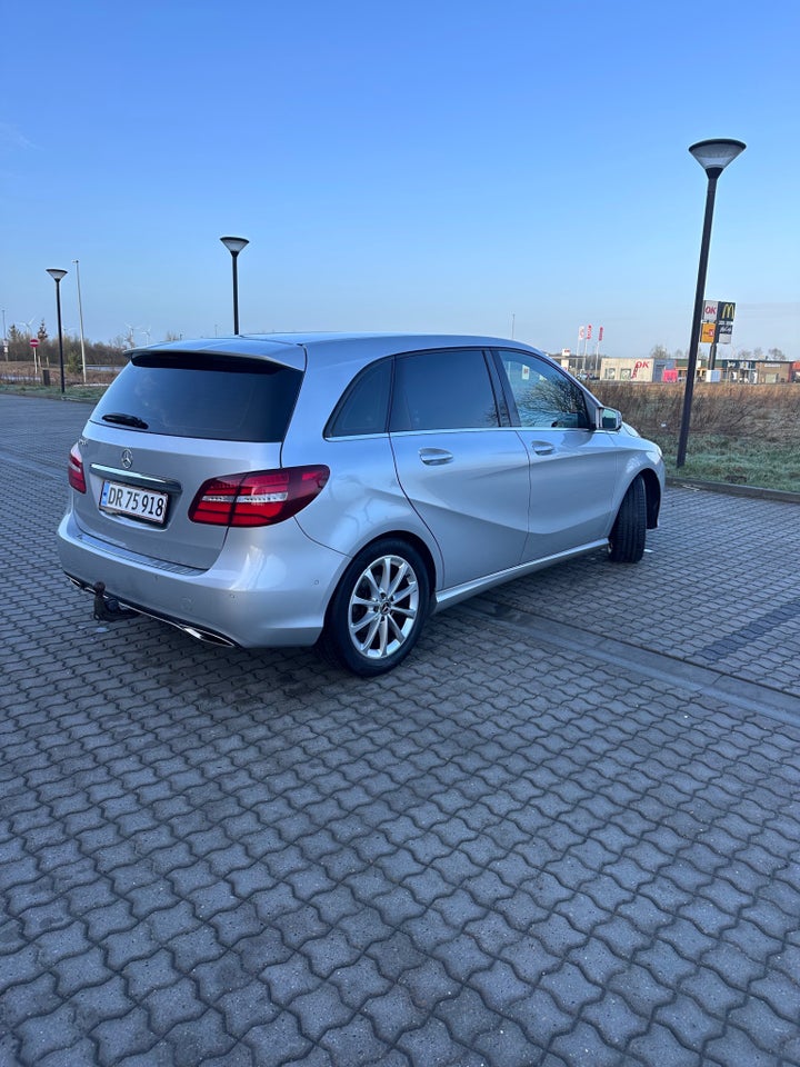 Mercedes B200 d 2,2 Business aut. 5d