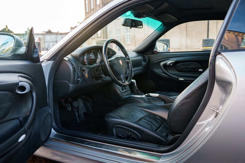 Porsche 911 Carrera 4S 3,6 Coupé 2d