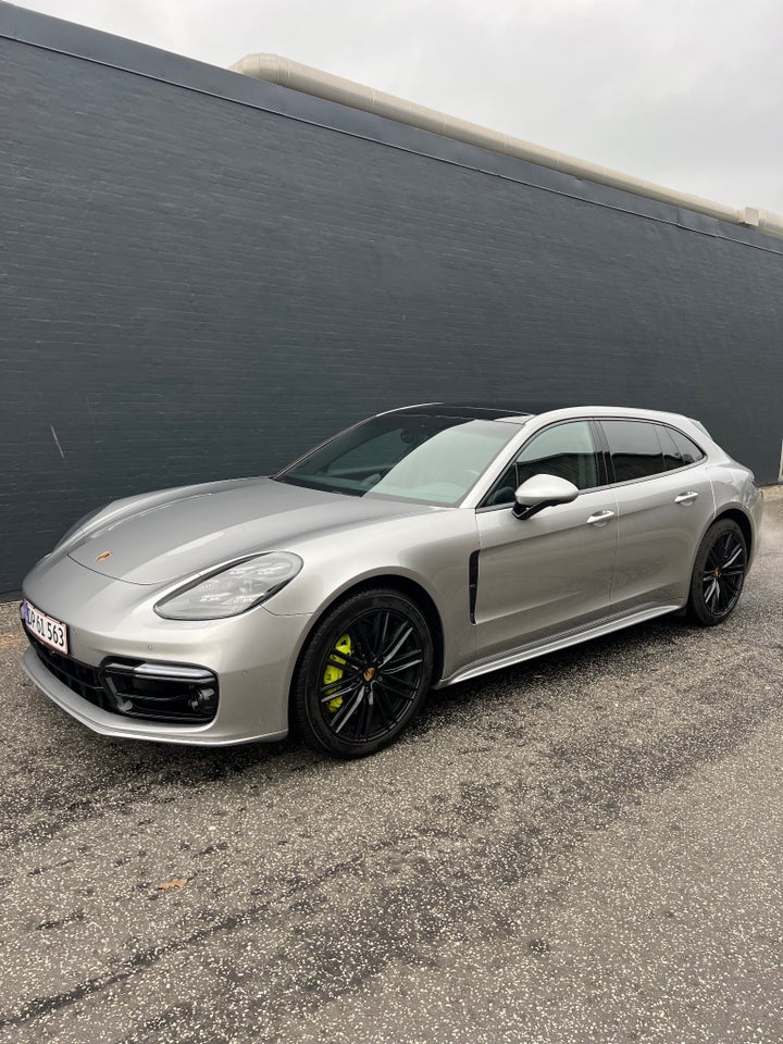 Porsche Panamera 4 2,9 E-Hybrid Sport Turismo PDK 5d