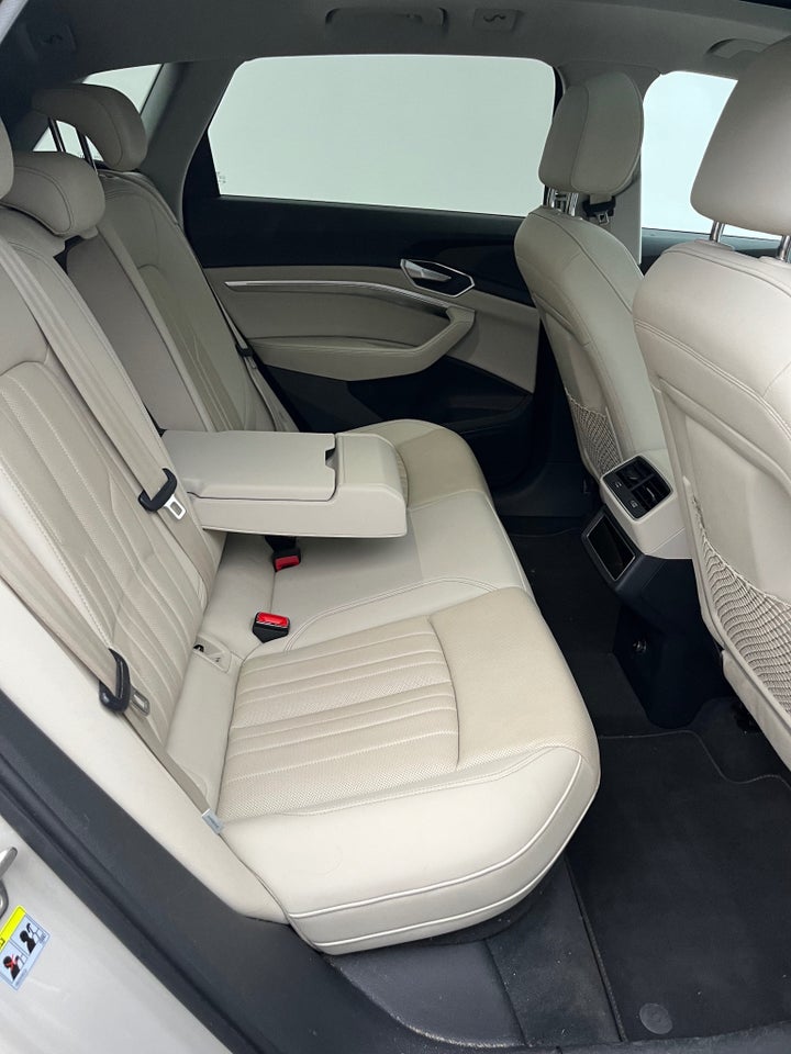 Audi e-tron 55 Advanced quattro 5d