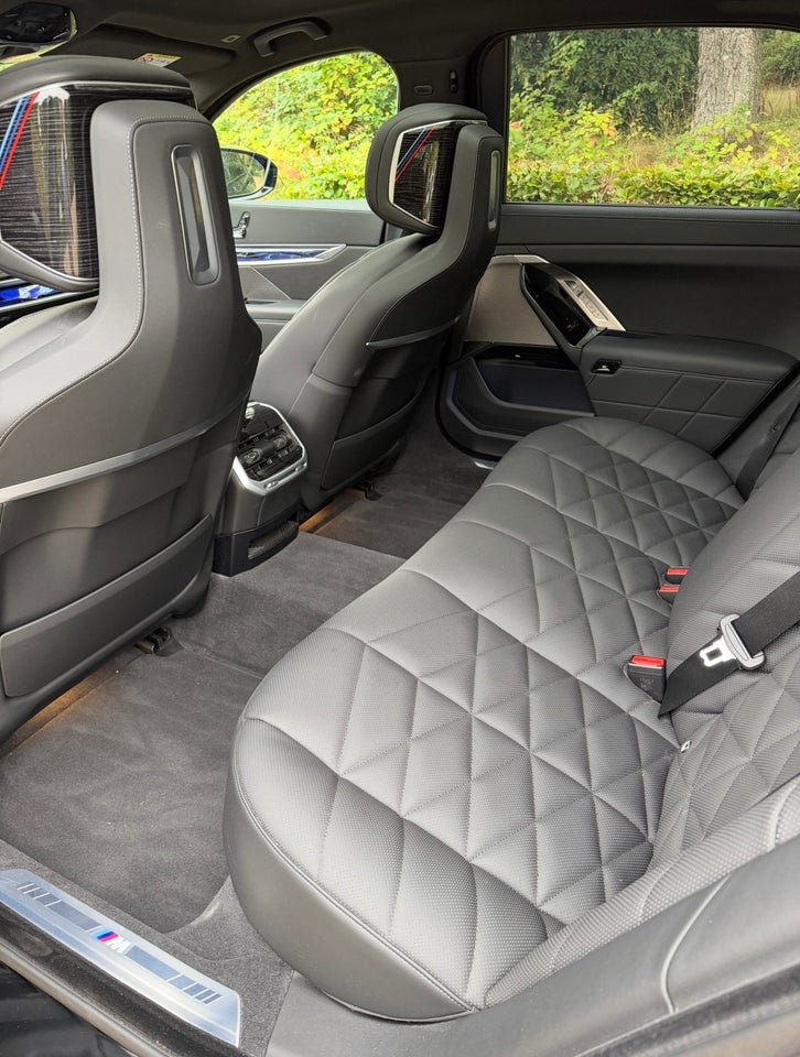 BMW i7 xDrive60 M-Sport 4d