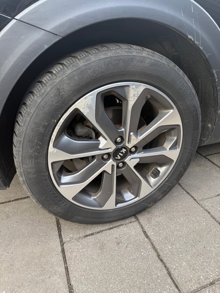 Kia Stonic 1,0 T-GDi Edition+ 5d