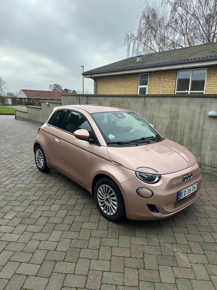 Fiat 500e 42 Icon 3d