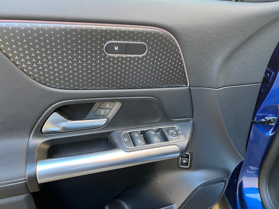 Mercedes EQA250 Progressive 5d