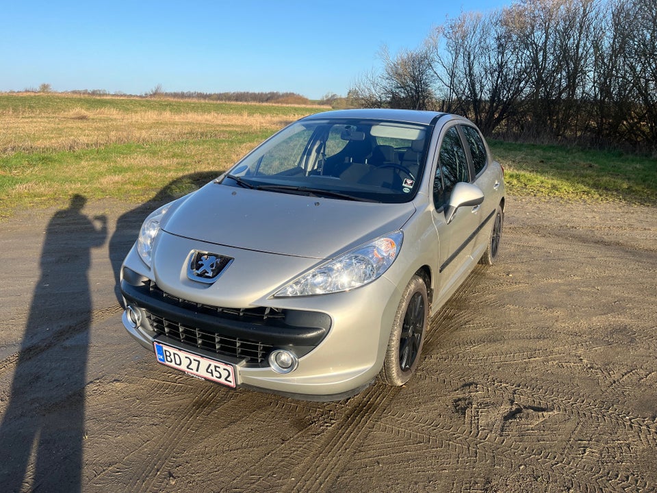 Peugeot 207 1,6 S16 5d