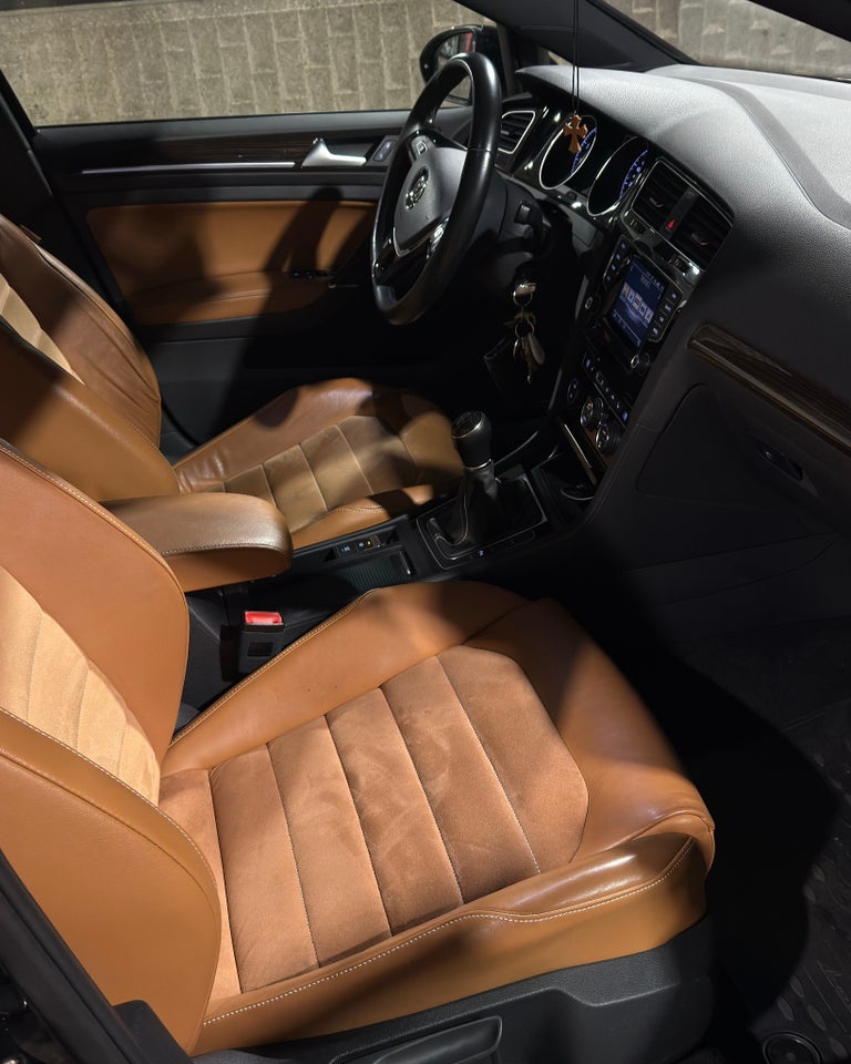 VW Golf VII 1,4 TSi 125 Edition 40 BMT 5d