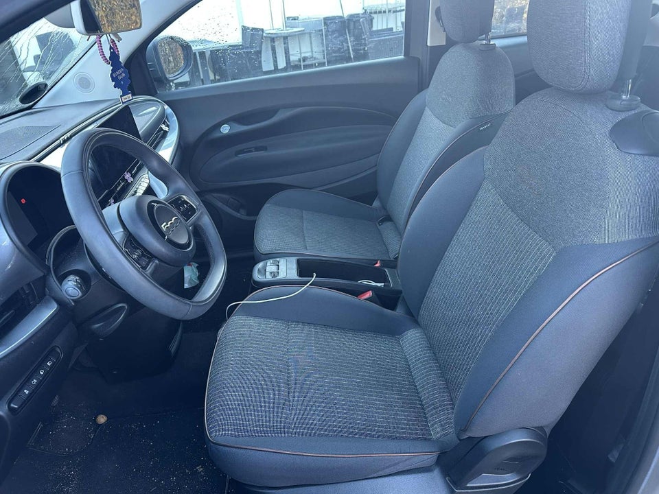 Fiat 500e 42 Icon 3d