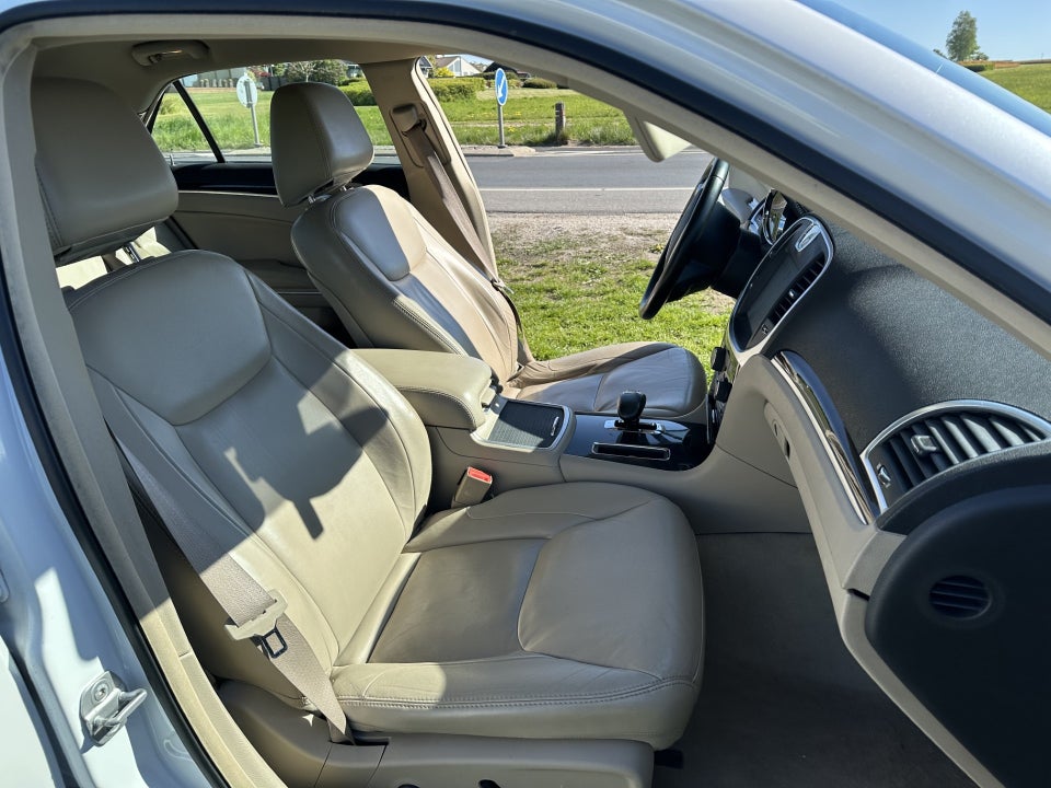 Chrysler 300C 3,6 V6 aut. 4d