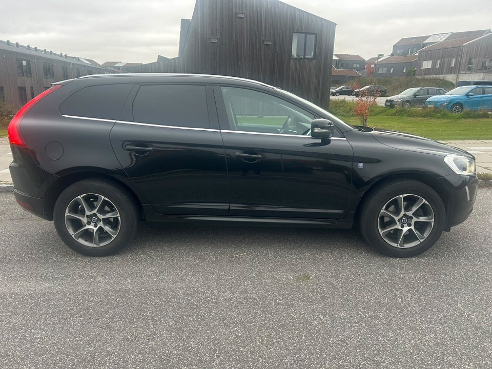 Volvo XC60 2,4 D4 190 Ocean Race aut. AWD 5d