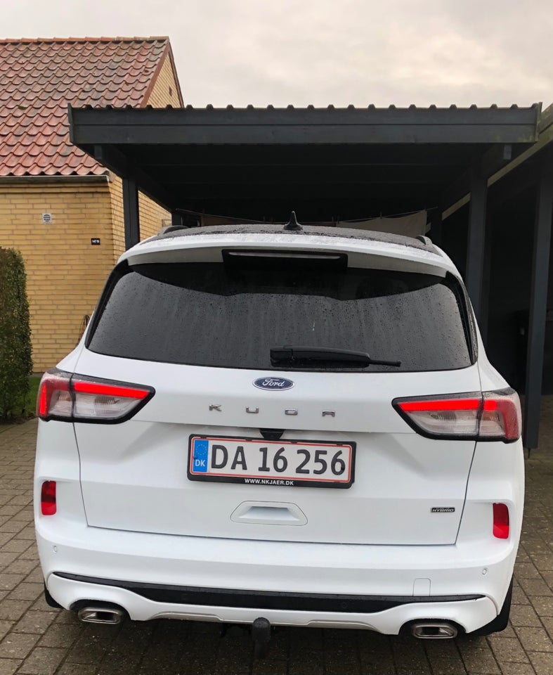 Ford Kuga 2,5 PHEV ST-Line X CVT 5d