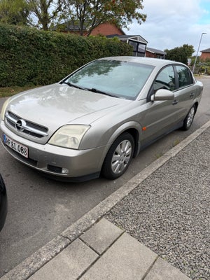 Opel Vectra 1,8 16V Elegance 4d
