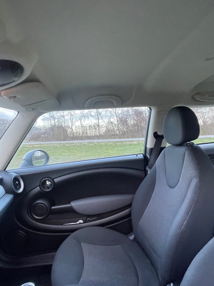 MINI Cooper 1,6 aut. 3d