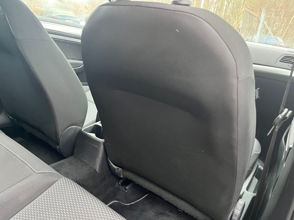 VW Golf VII 1,0 TSi 85 Trendline 5d