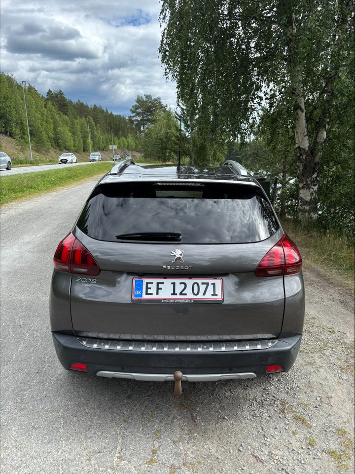 Peugeot 2008 1,2 e-THP 110 Allure Sky 5d