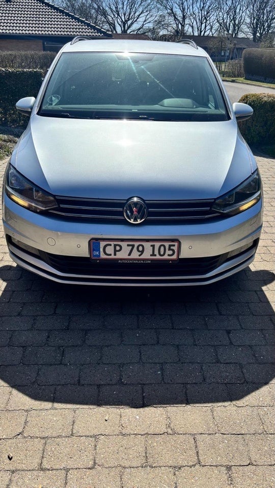 VW Touran 1,6 TDi 115 Comfortline Connect DSG 7prs 5d