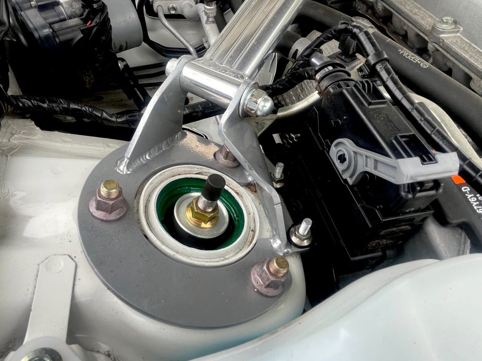 Mazda MX-5 2,0 SkyActiv-G 160 RF Sport 2d