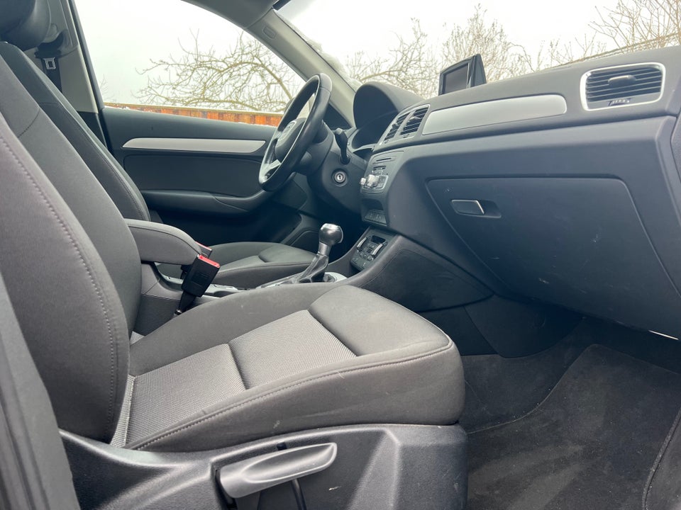 Audi Q3 1,4 TFSi 150 S-tr. 5d