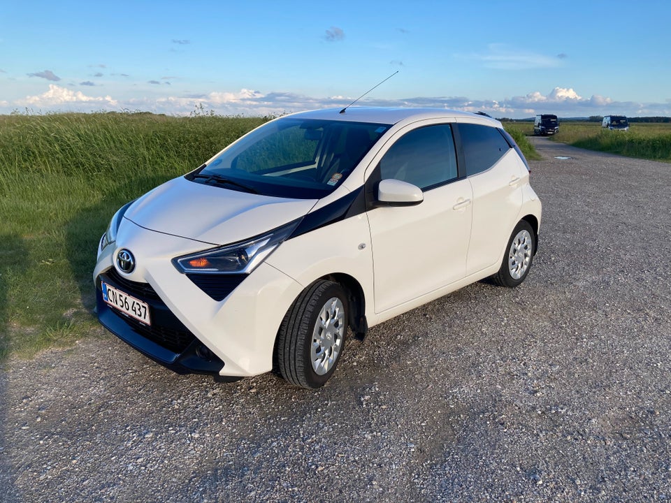 Toyota Aygo 1,0 VVT-i x-pression 5d