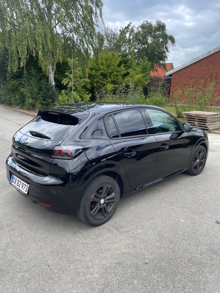 Peugeot 208 1,2 PureTech 100 Allure Pack 5d