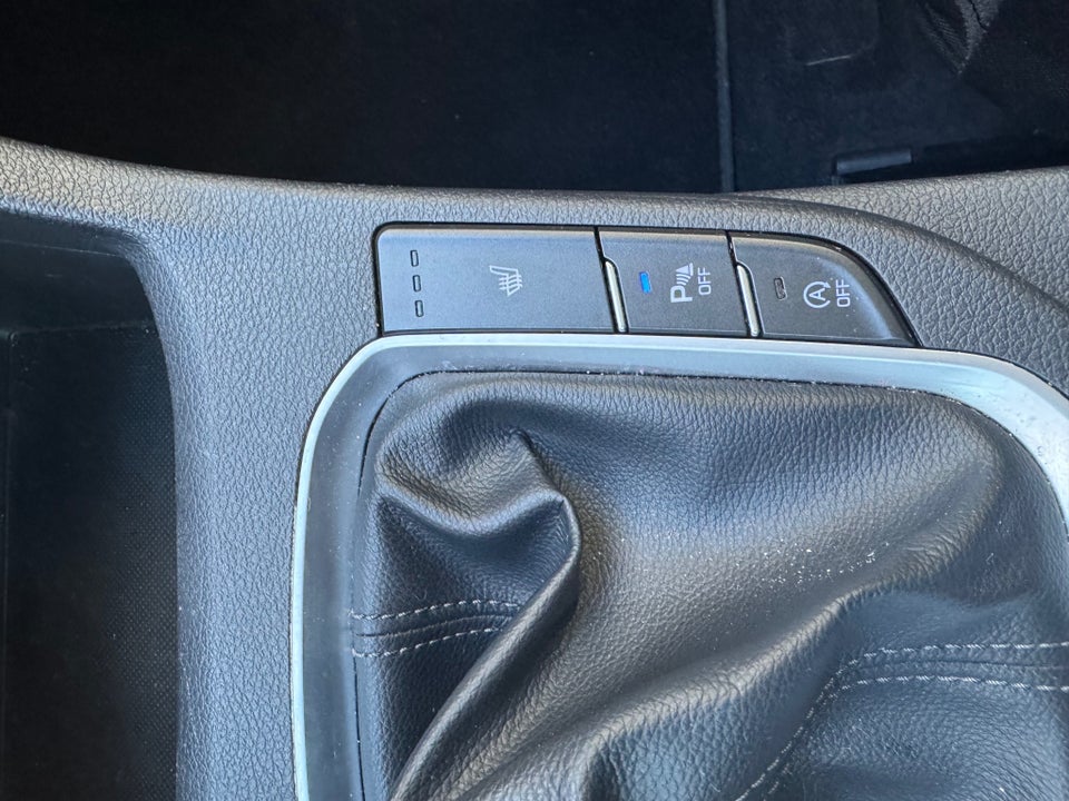 Hyundai i30 1,6 CRDi 115 Trend stc. 5d