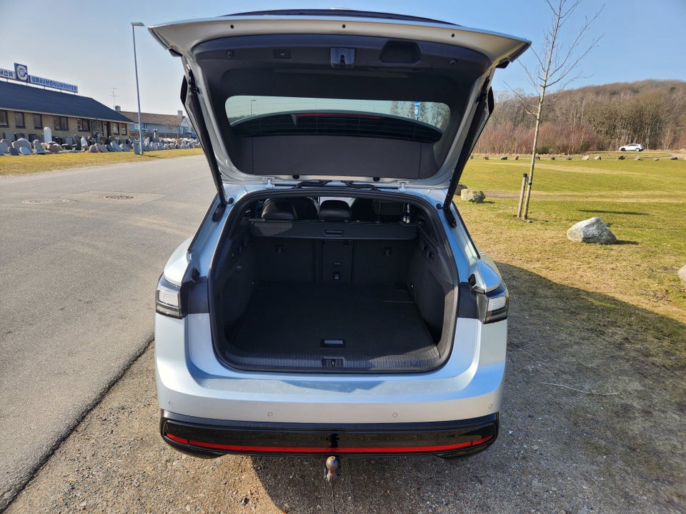 VW ID.7 77 Style+ Tourer 5d