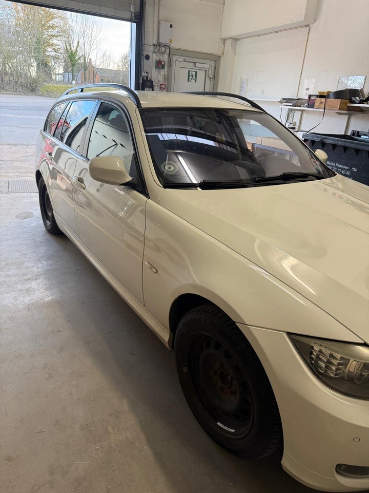 BMW 320d 2,0 Touring 5d