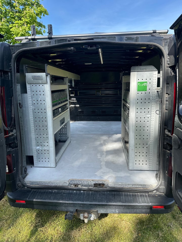 Renault Trafic T29 2,0 dCi 120 L2H1