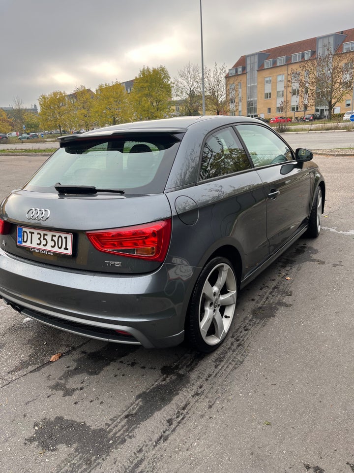 Audi A1 1,4 TFSi 185 Ambition S-line S-tr. 3d