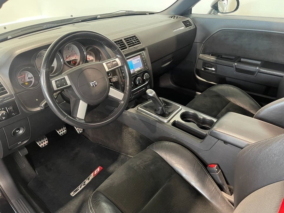 Dodge Challenger 6,1 SRT-8 Limited Hemi 2d