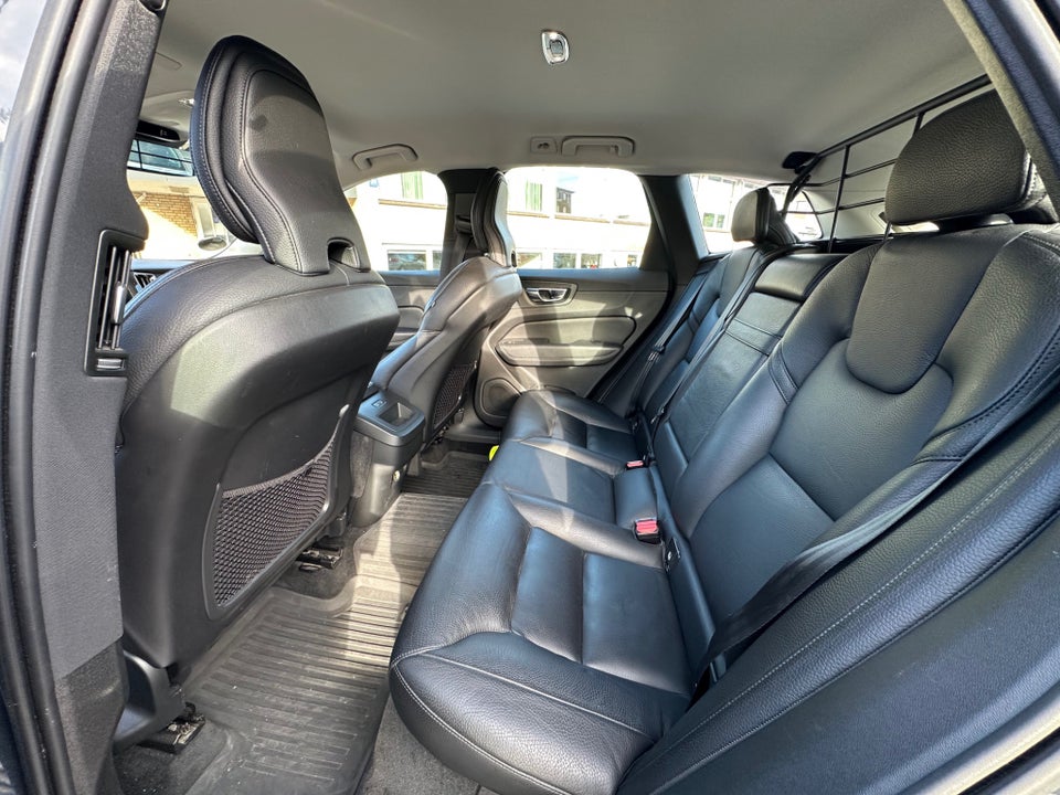 Volvo XC60 2,0 B4 197 Inscription aut. AWD 5d