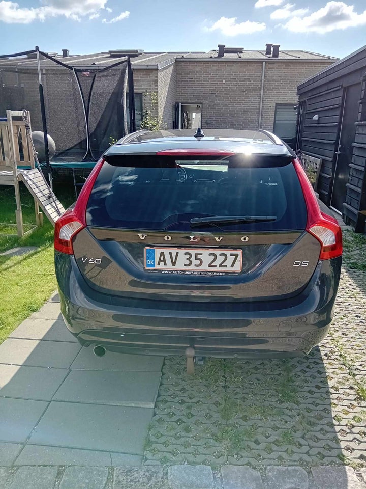 Volvo V60 2,0 D3 150 Kinetic 5d