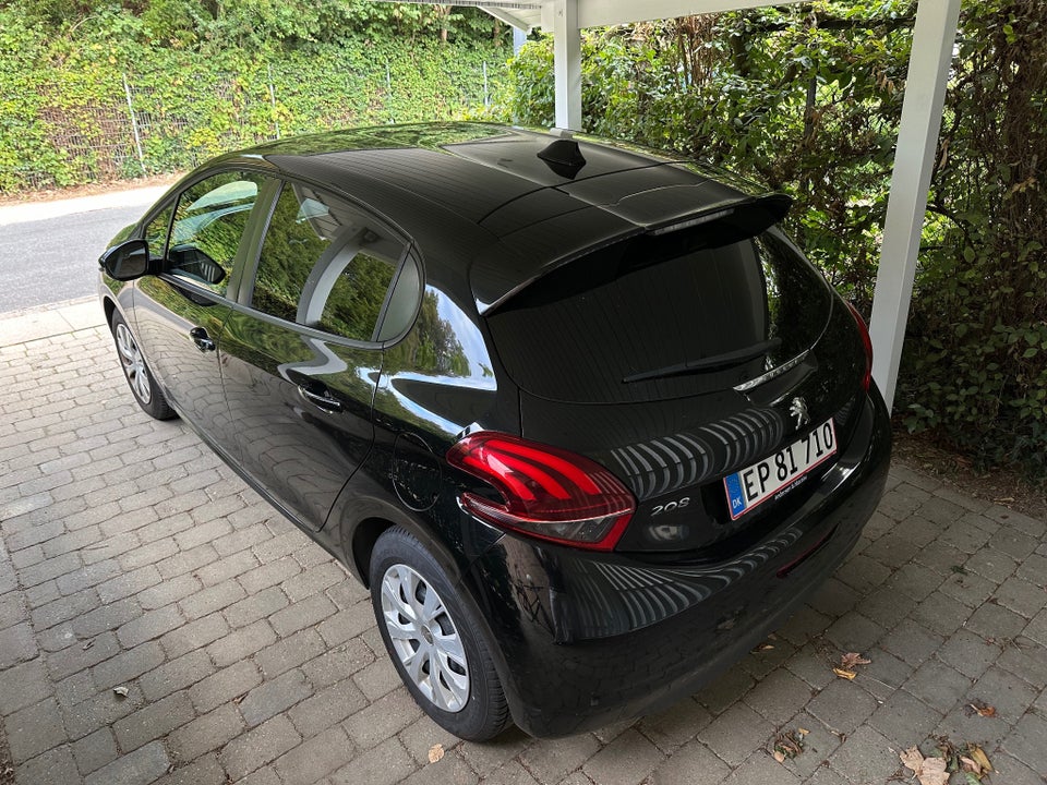 Peugeot 208 1,2 VTi 82 Envy 5d