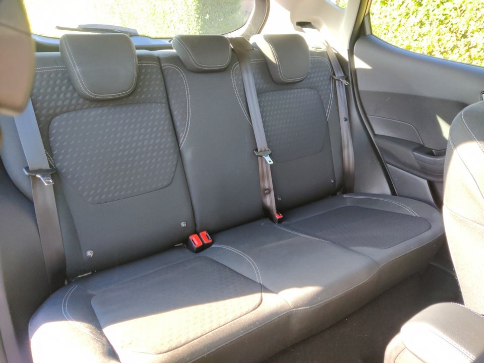 Ford Fiesta 1,1 Titanium 5d