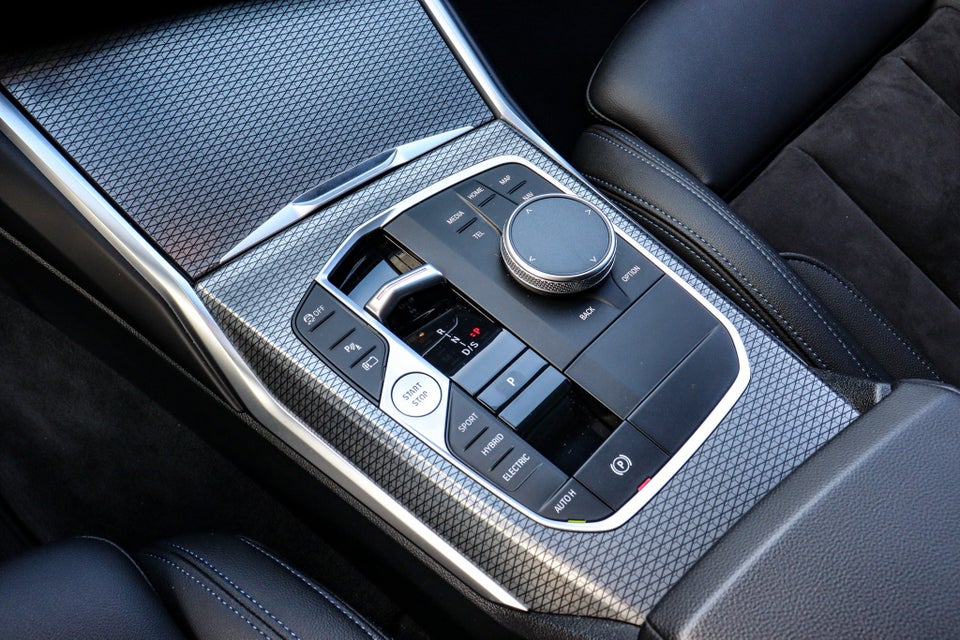 BMW 330e 2,0 Touring M-Sport aut. 5d