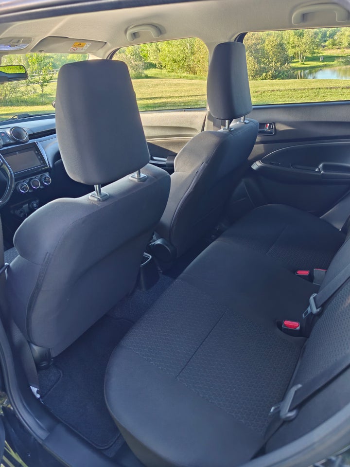 Suzuki Swift 1,0 Boosterjet SHVS Exclusive+ 5d