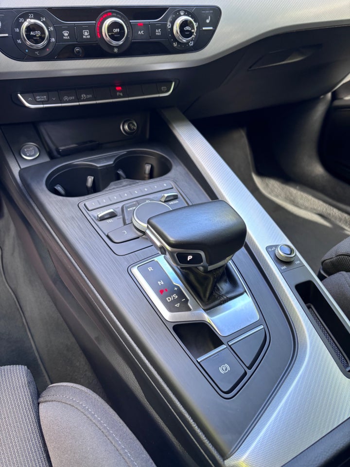 Audi A4 40 TFSi Sport Prestige Tour Avant S-tr. 5d