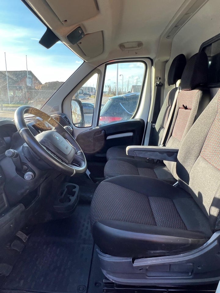 Peugeot Boxer 335 2,2 BlueHDi 140 L3H2 Premium