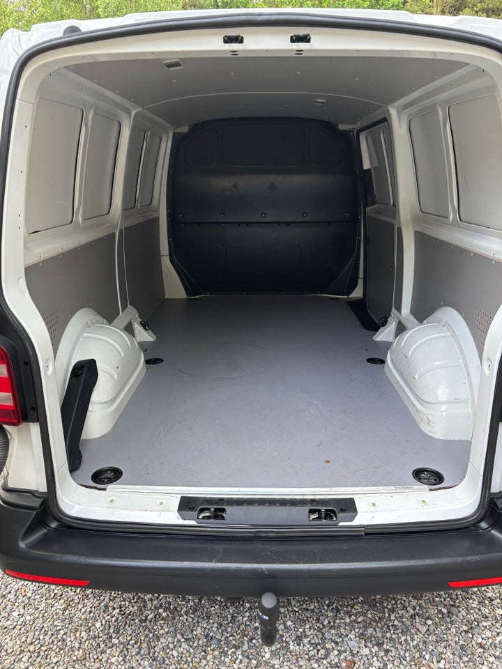VW Transporter 2,0 TDi 150 Kassevogn DSG lang