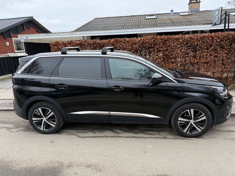 Peugeot 5008 1,2 e-THP 130 Allure EAT6 7prs 5d