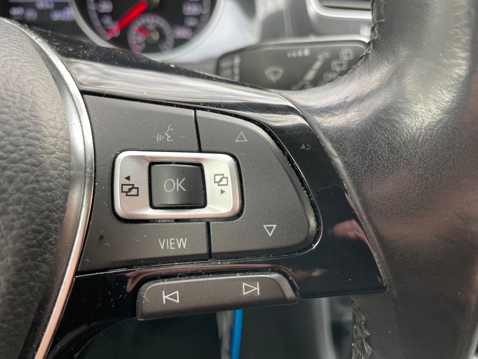 VW Golf VII 1,5 TSi 130 Comfortline Connect 5d