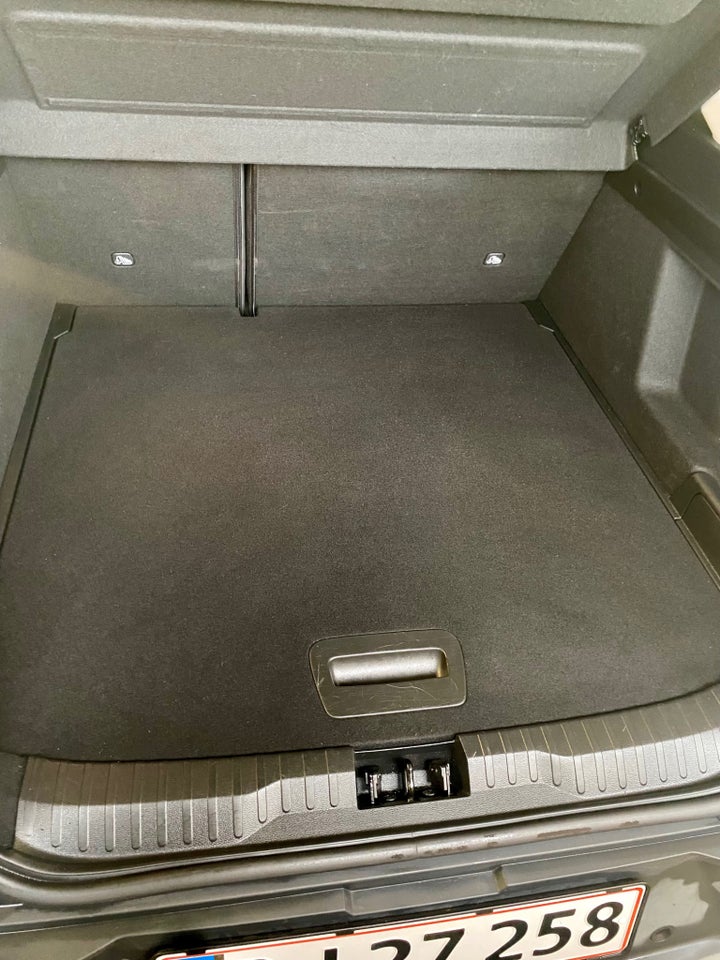 Renault Arkana 1,6 E-Tech Intens 5d