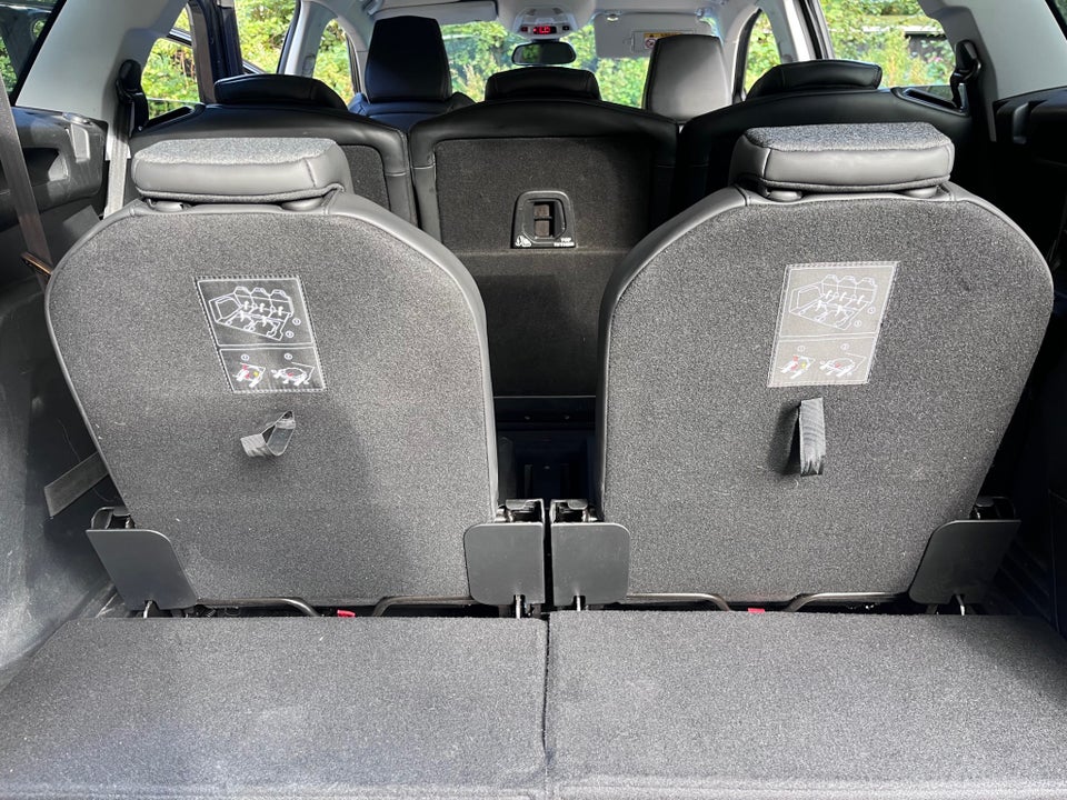 Peugeot 5008 1,5 BlueHDi 130 Allure 7prs 5d