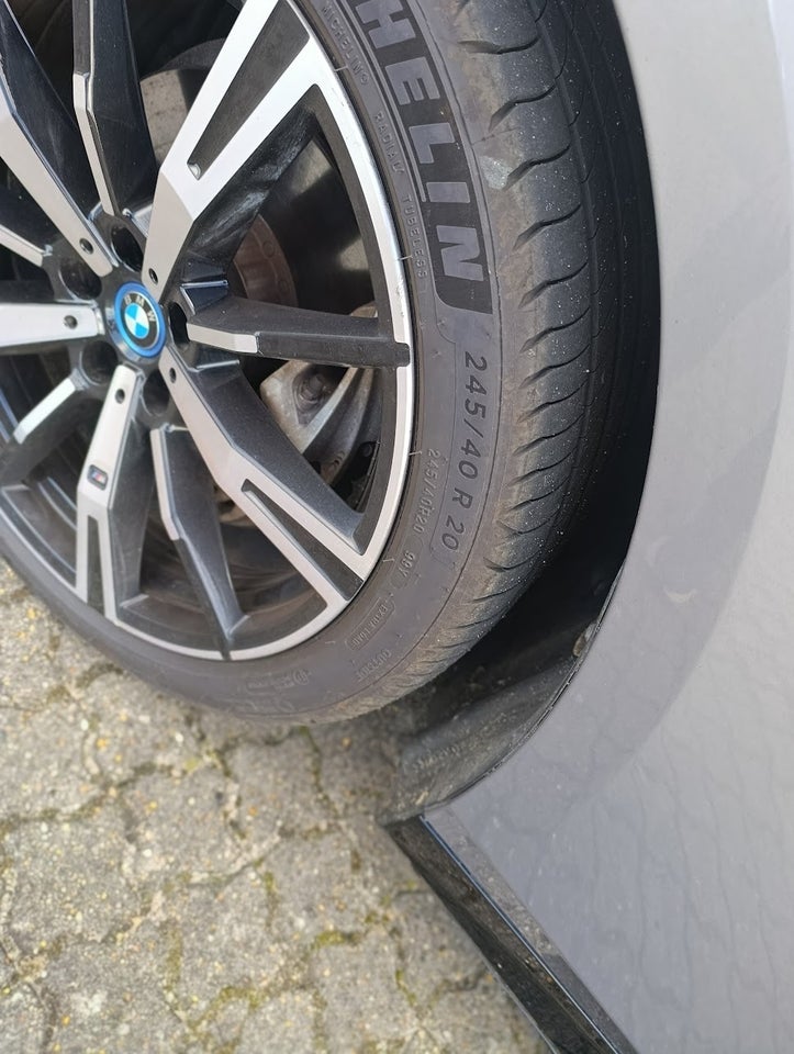 BMW i5 eDrive40 M-Sport Pro 4d
