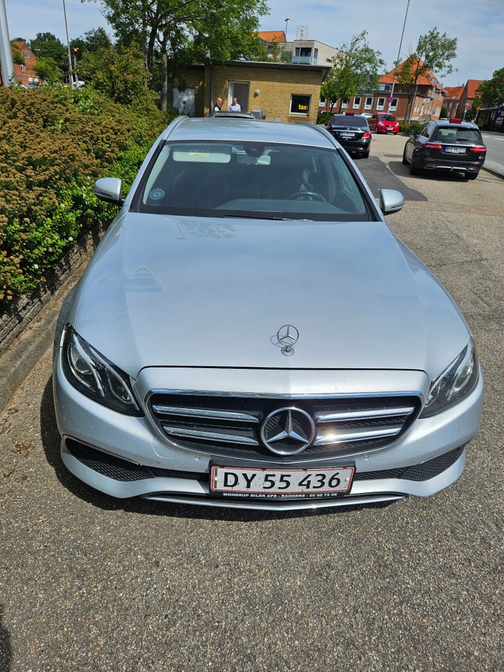 Mercedes E300 de 2,0 Business aut. 4d